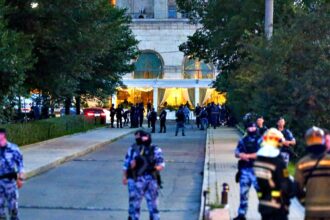 Mayor calls upscale restaurant bombing a ‘brutal terrorist act’ after 3 killed, 21 injured