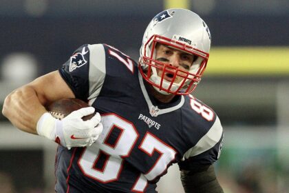 Patriots legend Rob Gronkowski reveals the impact politics has on locker room dynamics