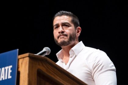 ‘Doctor’ El-Sayed’s bizarre health hustle raises campaign headache: ‘Moon Juice Brain Dust’