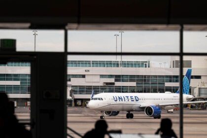 Live bullet found aboard United flight forces passengers off plane for security sweep at Denver airport