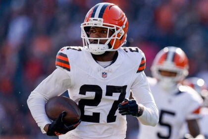 NFL cornerback, 28, retires days after signing with new team