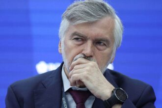 Russian state economist fired after stark warning about Moscow’s economic future