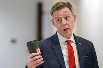 Trump-endorsed candidate clears key hurdle in red state gubernatorial race