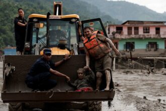 Terrifying video captures people fleeing incoming mudslide at Nepal-China border