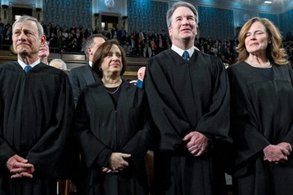 Man accused of using fake Chief Justice Roberts signature to get own criminal case dismissed