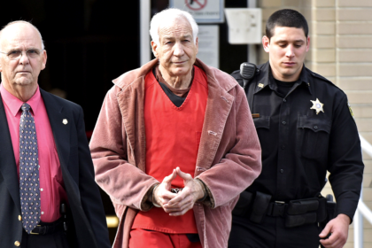 Jerry Sandusky granted new evidentiary hearing after accuser recants testimony