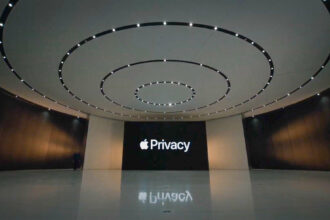 Apple Faces Lawsuit Over iCloud Private Relay Vulnerability