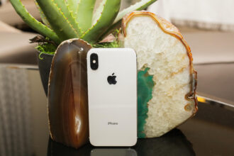 Apple’s Once-Futuristic iPhone X Is Now ‘Obsolete’