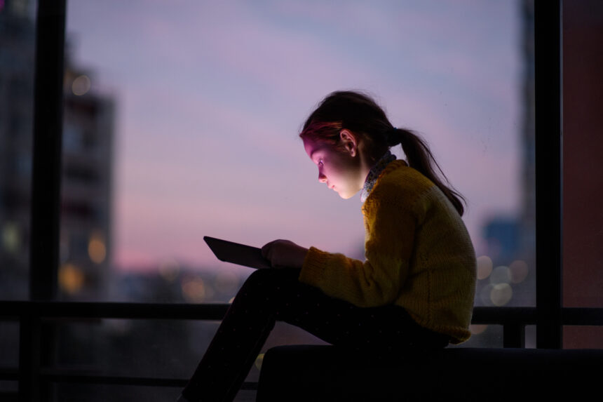 Stressed Parents Give Kids More Screen Time, Study Finds