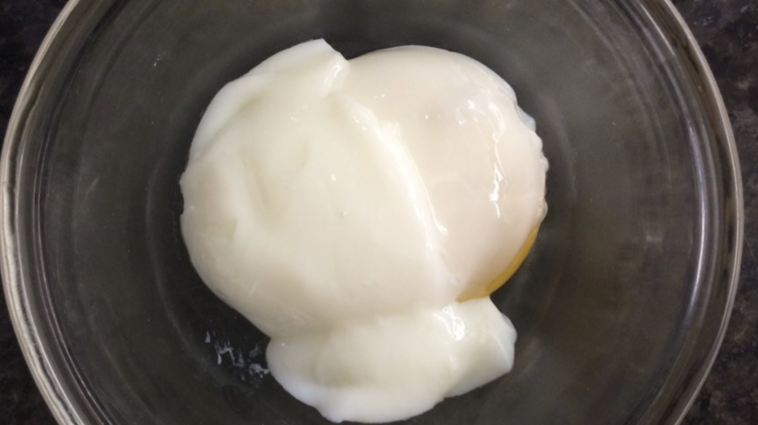 The 1-Minute Microwave Egg Trick That Changed My Mornings Forever