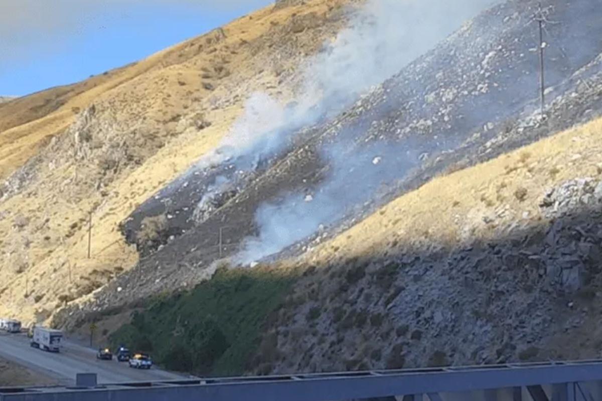 Fast-moving wildfire tears through El Tejon Pass forcing evacuation warnings