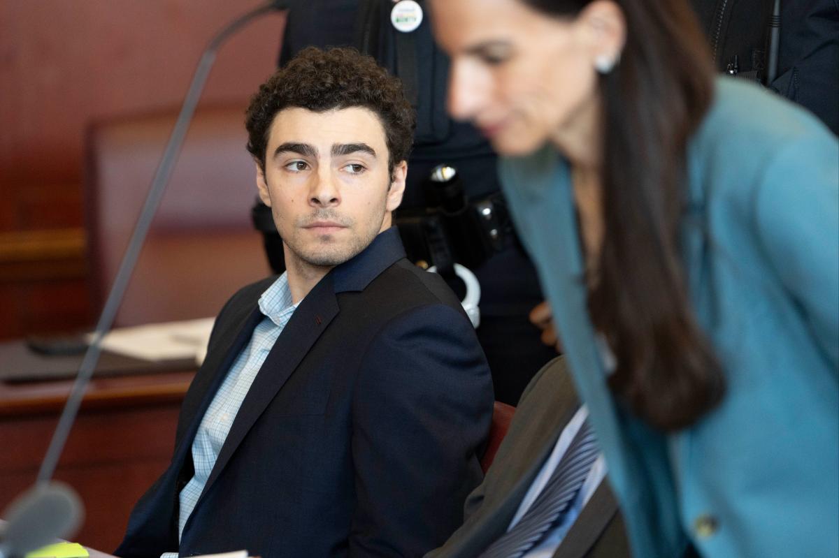 Luigi Mangione demands unusual NYC trial move