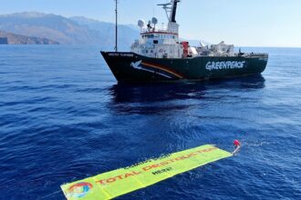EU to make last-minute decision on Arctic oil and gas drilling ban