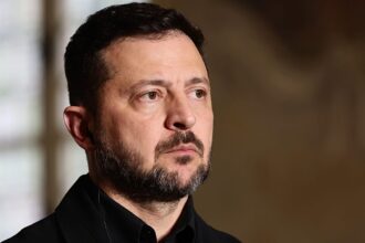 Zelenskyy asks EU to keep Usmanov and Fridman under sanctions