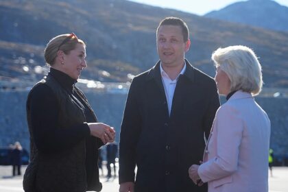 EU chief von der Leyen heads to Greenland in show of support