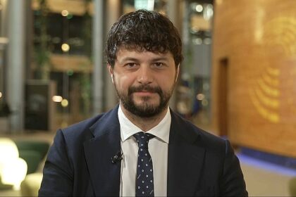 Video. EU has ‘the power’ to lead on ‘global treaty on AI’, says MEP