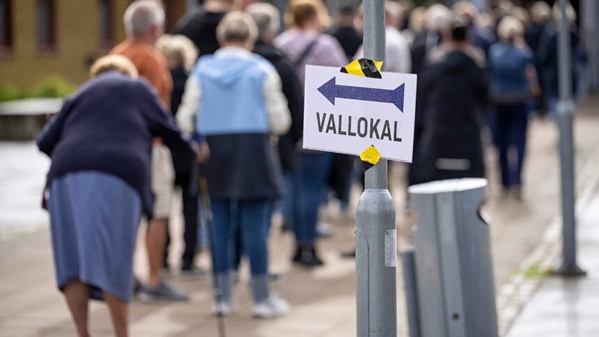 Sweden’s election buffeted by suspicious social media accounts