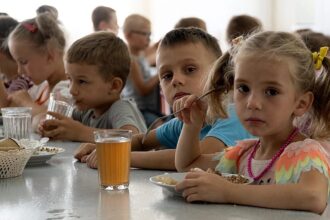 Thousands of Ukrainian children still at risk in Russia