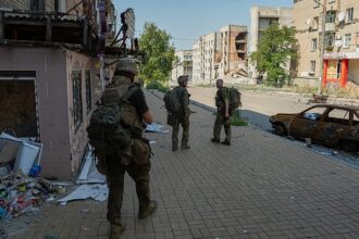 Ukrainian army pushes back Russian troops near Lyman, bloggers say