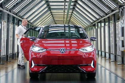 Germany turns on Brussels as Chinese car sales on track to exceed 1m