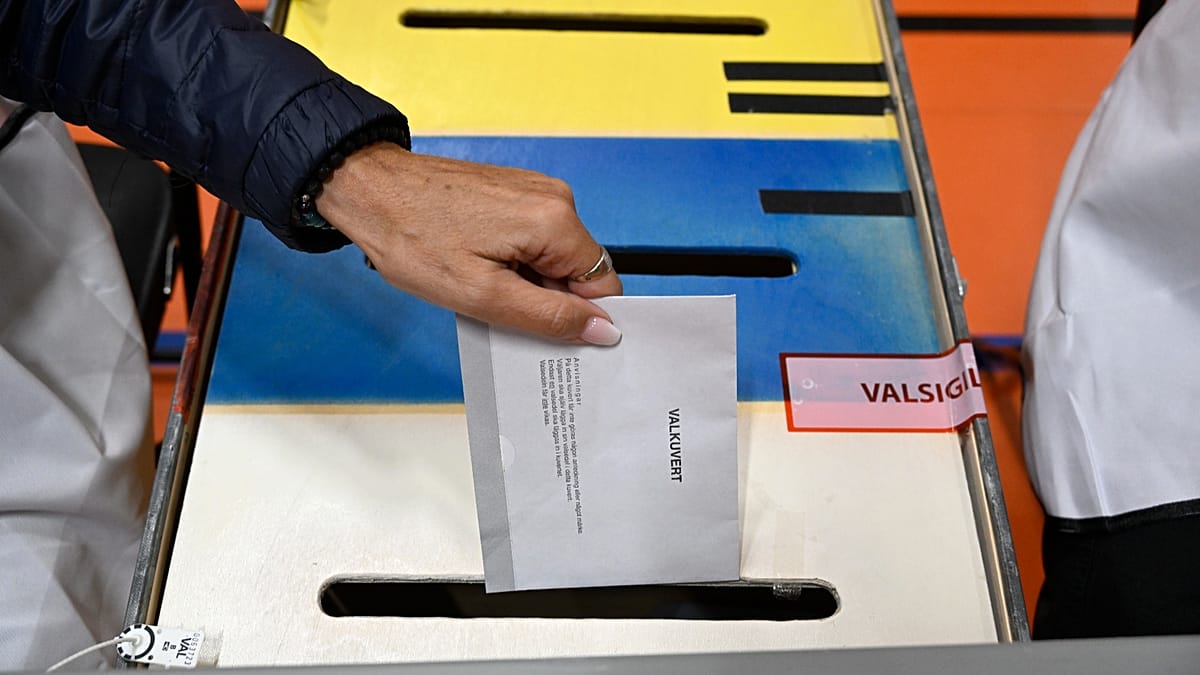 Sweden heads to polls in close election race dominated by security