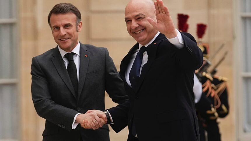 Macron to host Abdullah II, Aoun to discuss support for Lebanese army