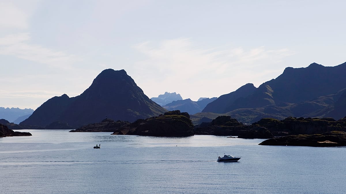 Brussels to keep ban on Arctic oil and gas drilling