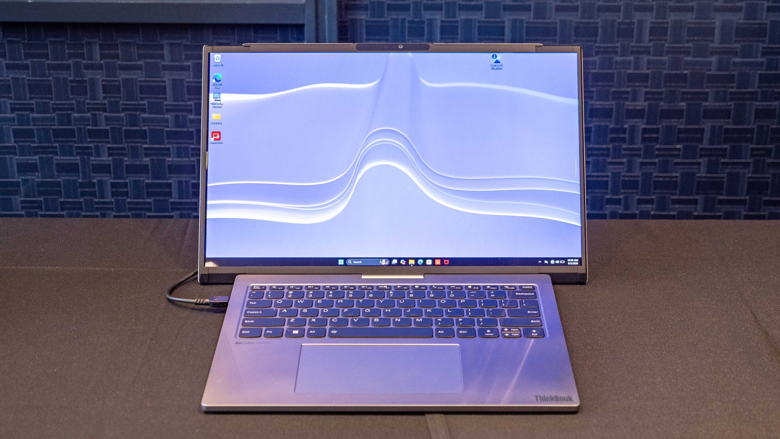 Lenovo Showcases Silent Ultraportable and Latest Rollable Laptop Concepts at IFA 2026