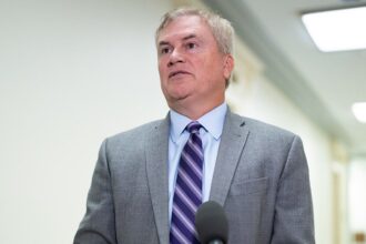 Comer indicates McConnell staffers aiming for lawmaker to return to Senate later this month
