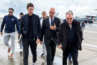 Trump negotiators Witkoff, Kushner arrive in Moscow as US pushes for end to Russia-Ukraine war