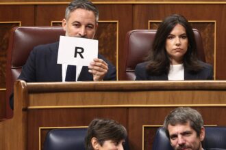 Spanish opposition leader calls prime minister a ‘traitor’ over Ceuta migrant crisis