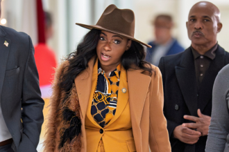 Jasmine Crockett torched for honoring singer with notorious history of violence: ‘Completely vile’