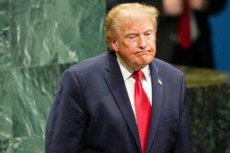 GOP cracks widen over Iran war as vulnerable candidates break with Trump, demand its end