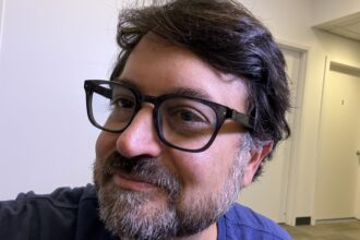 These Lightweight Audio Memory-Recording Glasses Might Be Meta’s Next Step (and Apple’s)