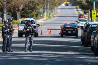 Hero cop stopped synagogue massacre in Canada as Jewish group calls for armed guards
