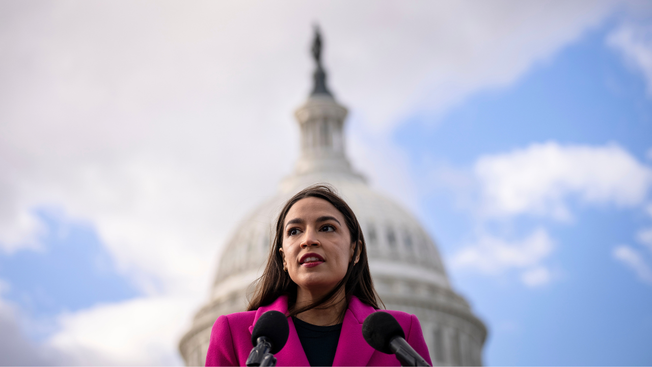 Democrats split on AOC as some battleground candidates distance themselves from ‘Squad’ lawmaker