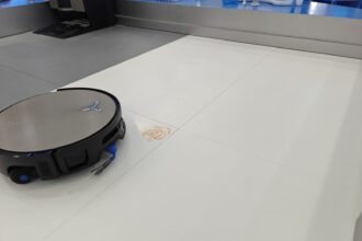I Watched a Stain Removing Robot Completley Miss Its Target at IFA