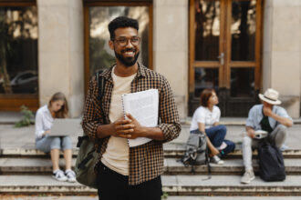 The Right Way to Use AI for Better Grades (That Doesn’t Get You Expelled)