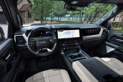 GM’s New Software Plays Nice With Apple CarPlay, Android Auto