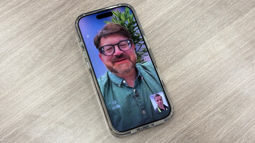 A virtual Scott Stein on a phone screen showing Meta's new Hologram avatars