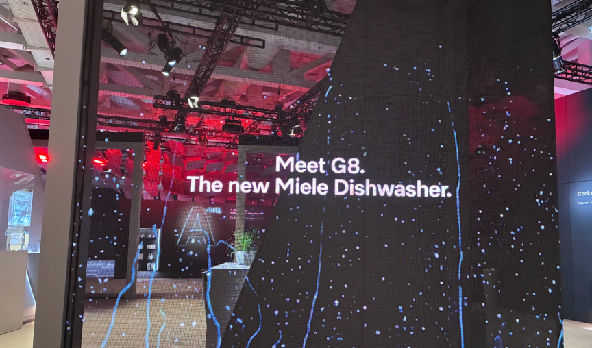 sign on window showing meet G8 the new miele dishwasher