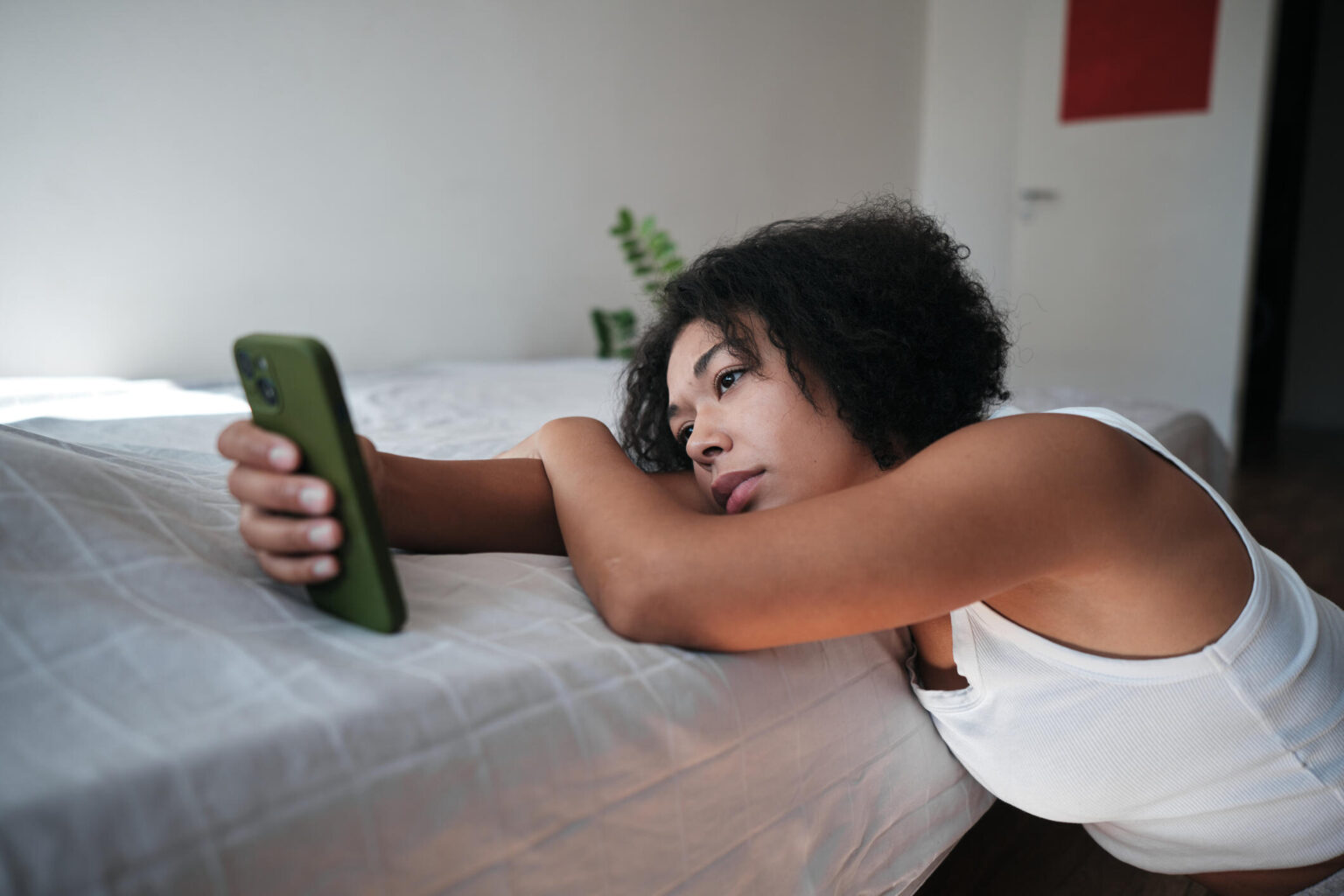 You’re Addicted to Your Phone. Admitting That Is the First Step