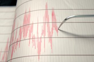 Earthquake hits Los Angeles overnight Sunday