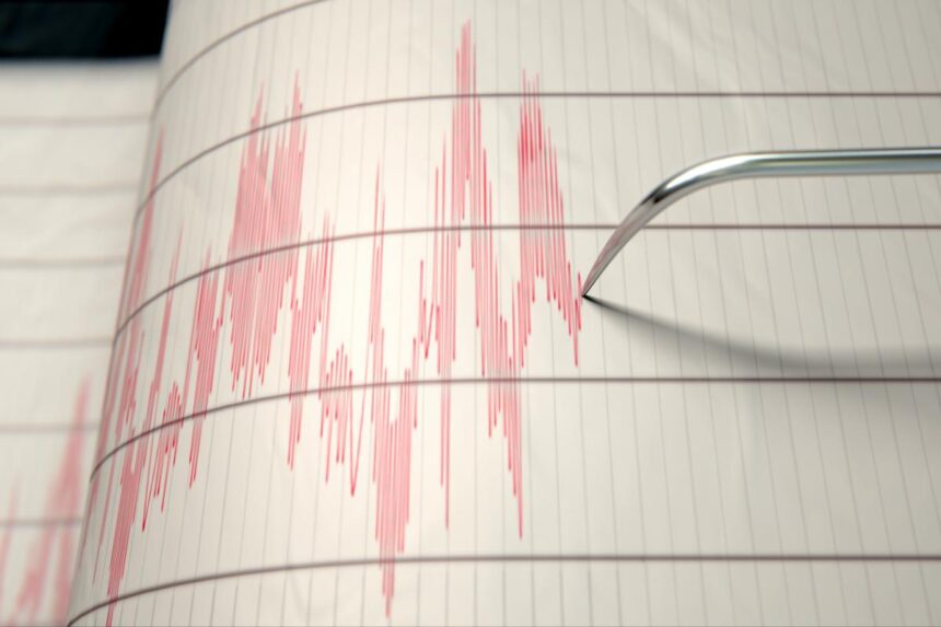 Earthquake hits Los Angeles overnight Sunday