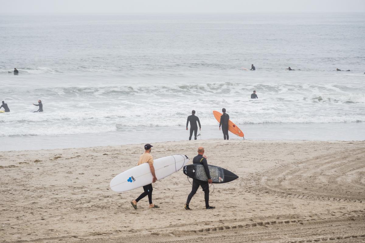 NYC beaches, pools close for year — but new bill could extend season by a month