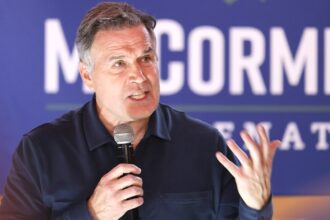 Dem senator delivers surprise video at Republican convention backing McCormick