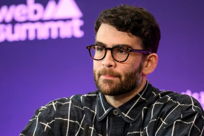 Hasan Piker brushes off Dems who see him as a liability, names his ’28 choice