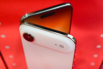 The iPhone Air 2 Wasn’t Announced. Here’s Why That’s Bad for Apple Buyers