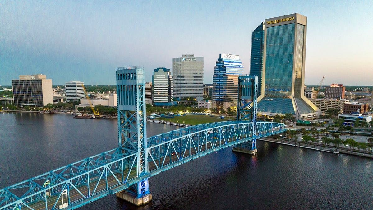 Jacksonville, Florida skyline with the John Alsop Bridge visible