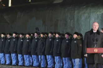 Russia’s quieter nuclear submarines threaten NATO, former commander warns